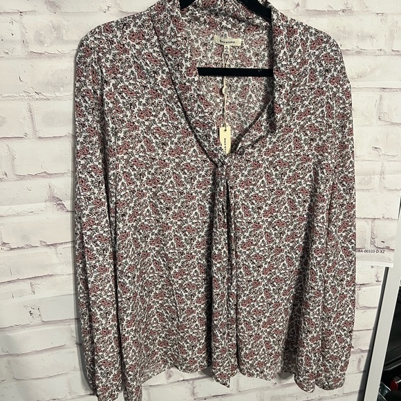 Max Studio Blouse. Size XL. NWT - Picture 1 of 2